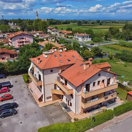 Appartement Aquileia Apartment *